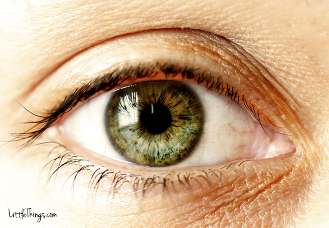 მეცნიერებმა დაამტკიცეს, რომ თვალის ფერი აღწერს შენს პიროვნებას