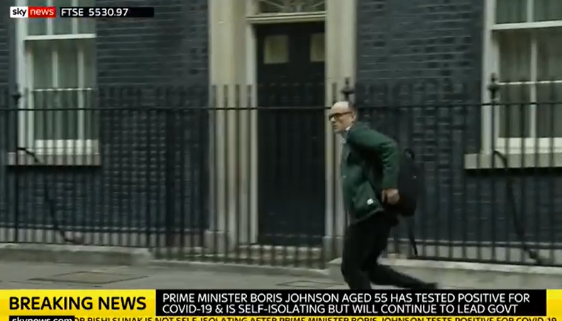 VIDEO: ბორის ჯონსონის მრჩეველი პრემიერ-მინისტრის კაბინეტიდან გაიქცა